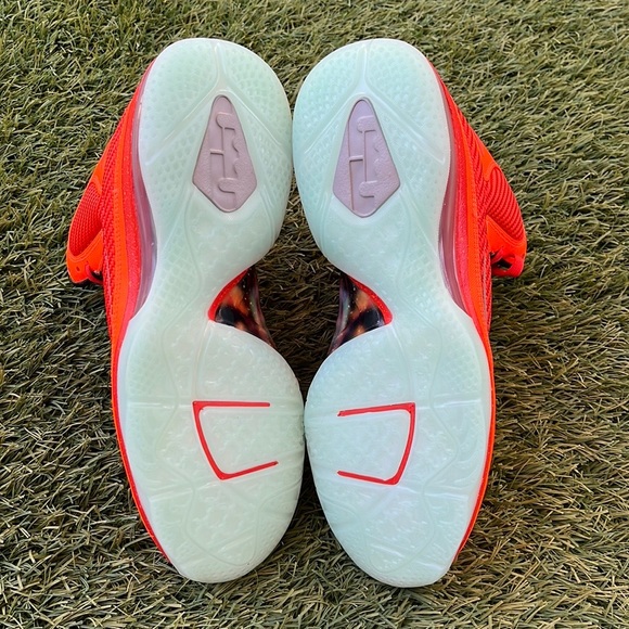 Nike Lebron IV - Picture 5 of 5